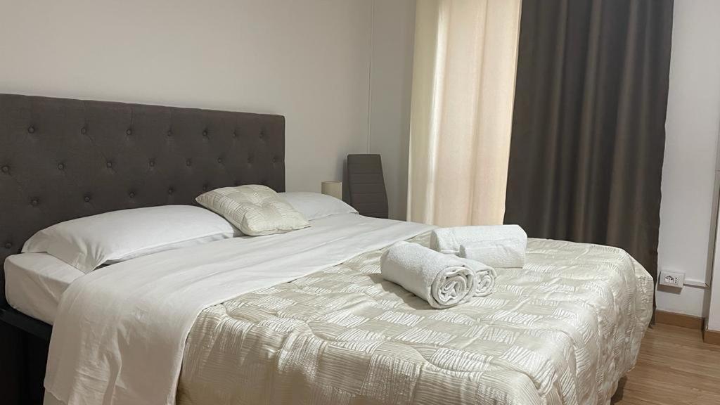 Doctor House Standard, Suites & Luxury Rooms Enna Exterior foto