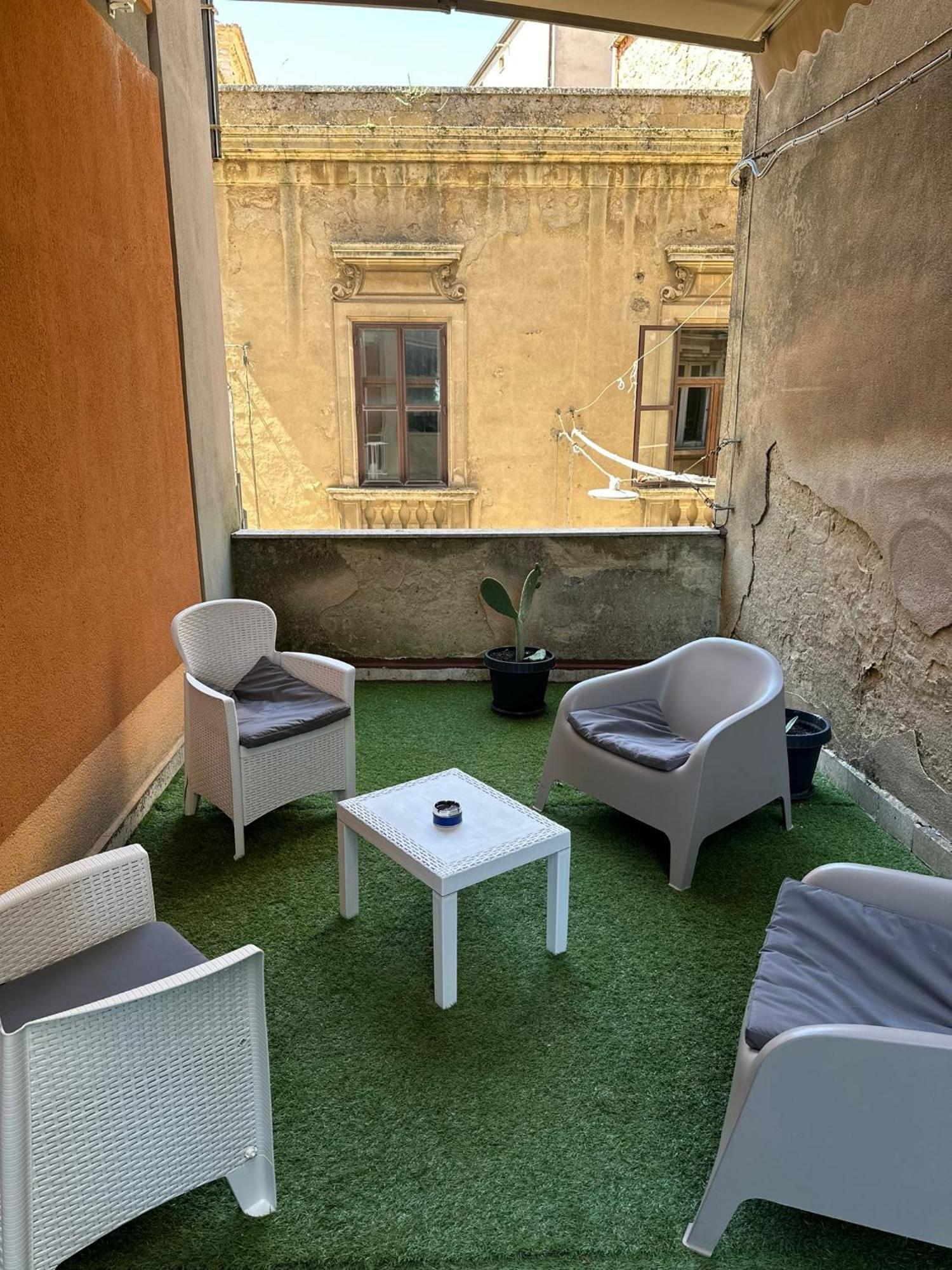 Doctor House Standard, Suites & Luxury Rooms Enna Exterior foto